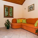Mirja Apartment Nečujam