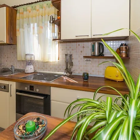 Lägenhet Mirja Nečujam